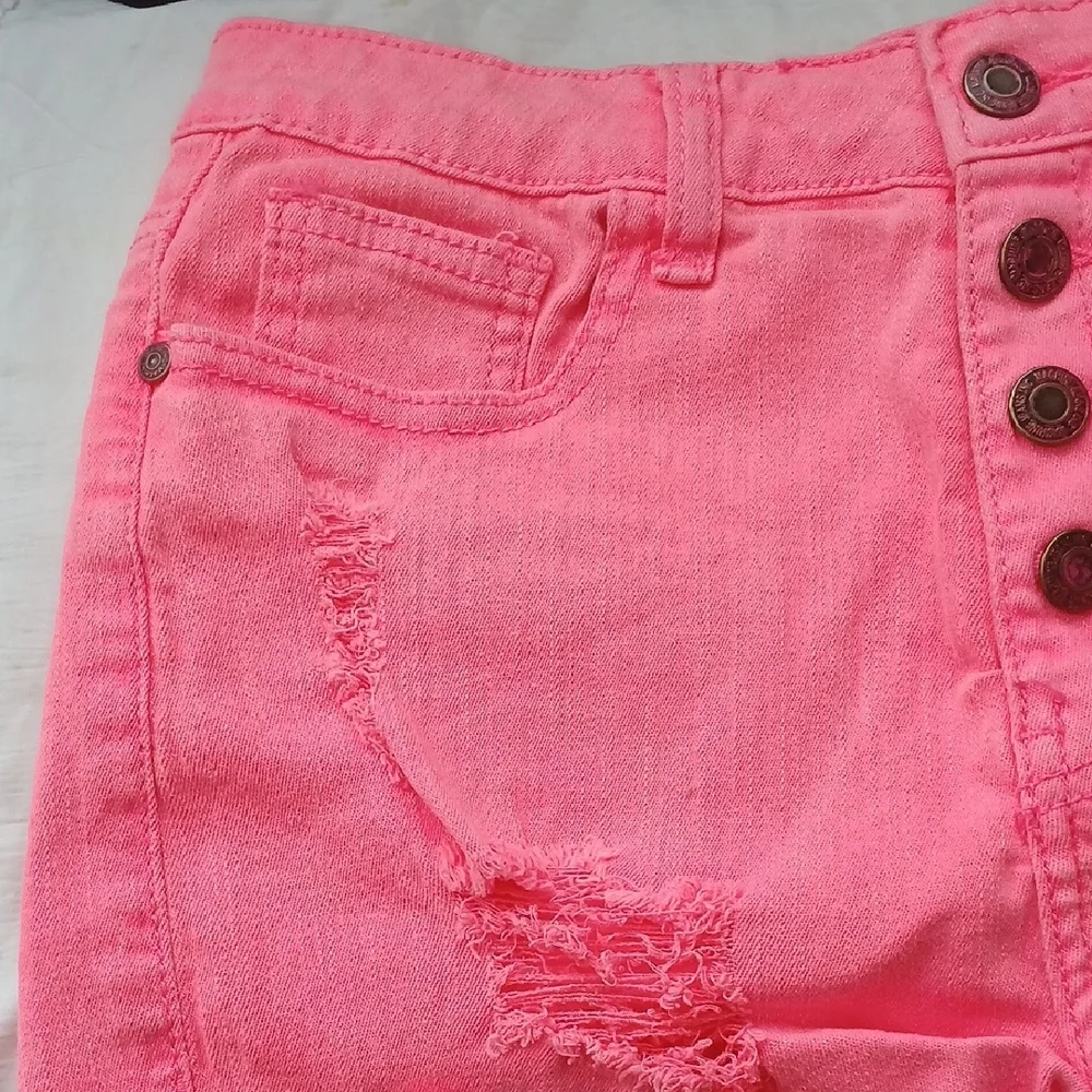 Pink Distressed Denim Shorts - Picture 5 of 7